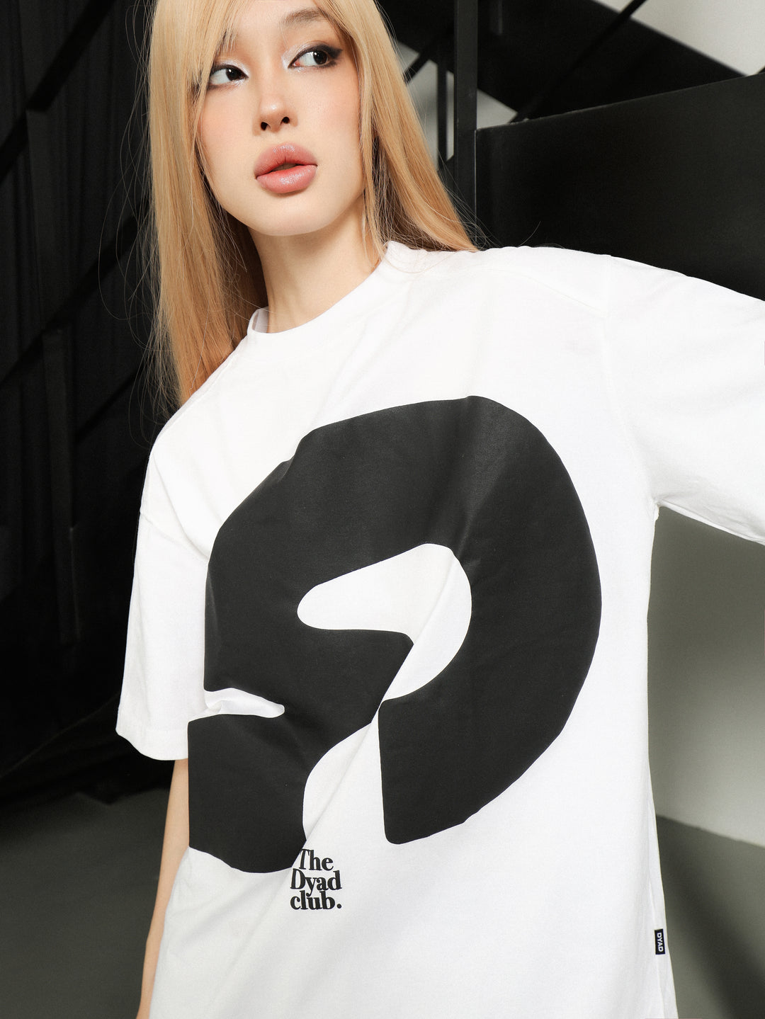 Parallel Tee - white